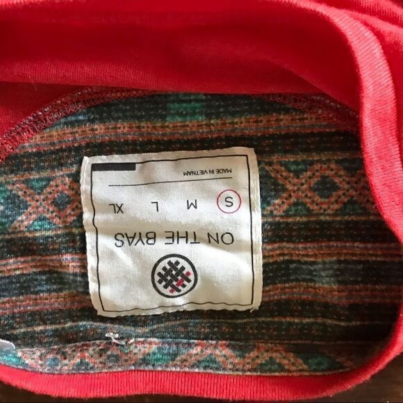 Men’s On The Byas Tribal T-shirt - Picture 4 of 4